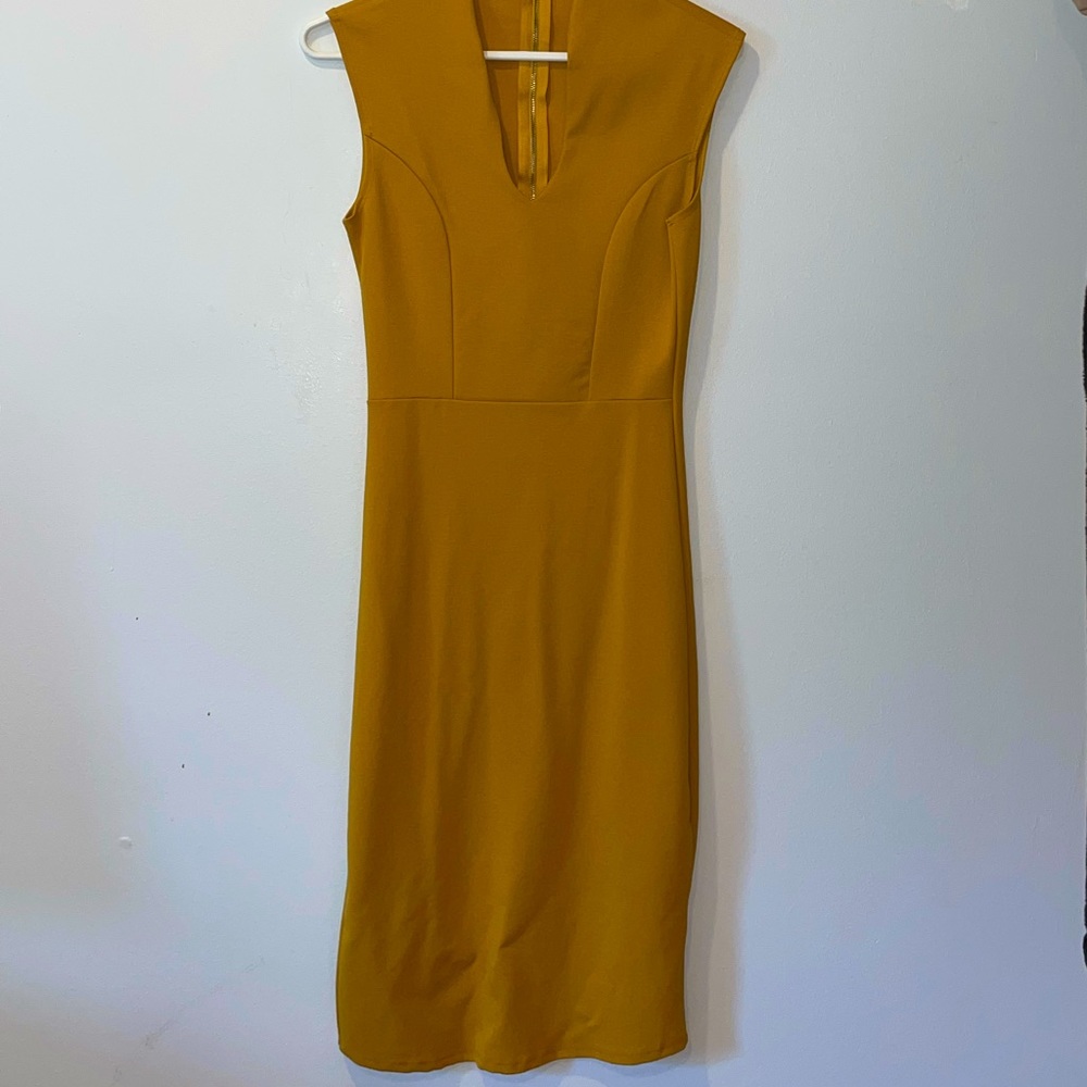 Body con mustard dress | mid-length